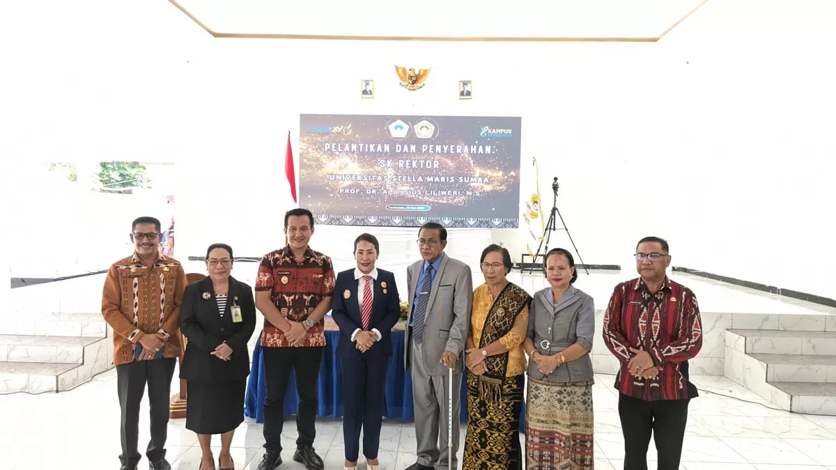 Prof. Dr. Aloysius Liliweri Dilantik Secara Rasmi Sebagai Rektor UNMARIS Sumba (2026-2031), Komited Pacu Kecemerlangan Kampus